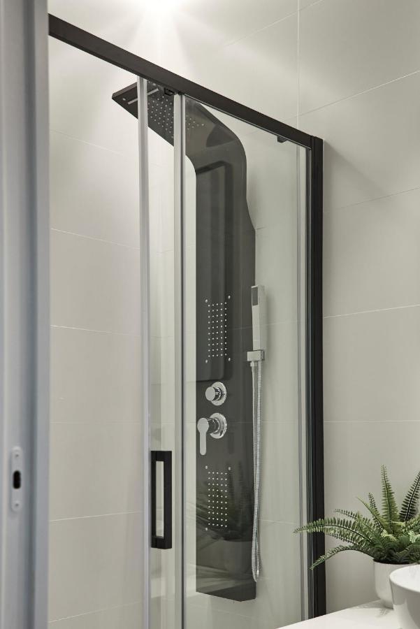 Apartamento After8-black&white Mestre